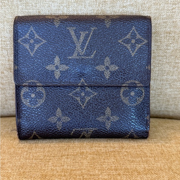 Louis Vuitton Compact Monogram Wallet - Picture 2 of 11